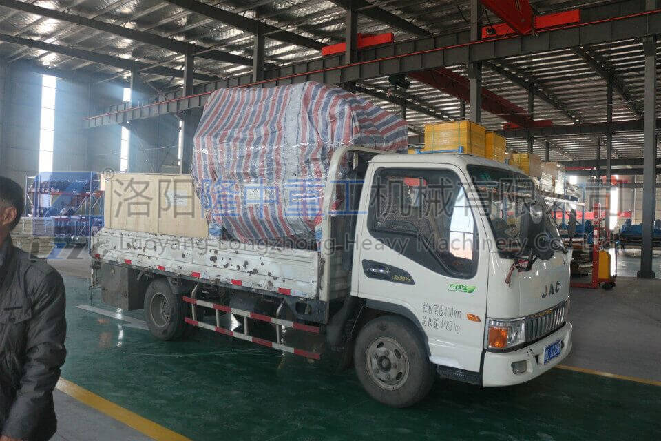 隆中兩臺LZ250細砂回收機發(fā)格魯吉亞